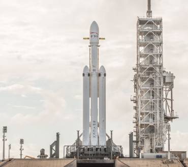 Başarı ile Fırlatılan Falcon Heavy ve Mars’a Giden Kırmızı Arabanın Hikayesi
